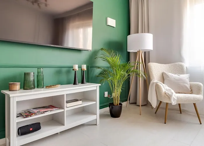 Magic Place - Francuska Park - Free Garage - Self Check-in 아파트 카토비체