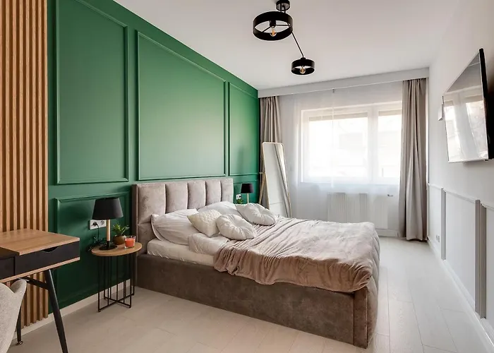 Magic Place - Francuska Park - Free Garage - Self Check-in 카토비체